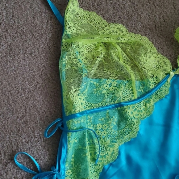 NWT TURQUOISE/LIME CHEMISE SZ. 1X/2X - Picture 4 of 5